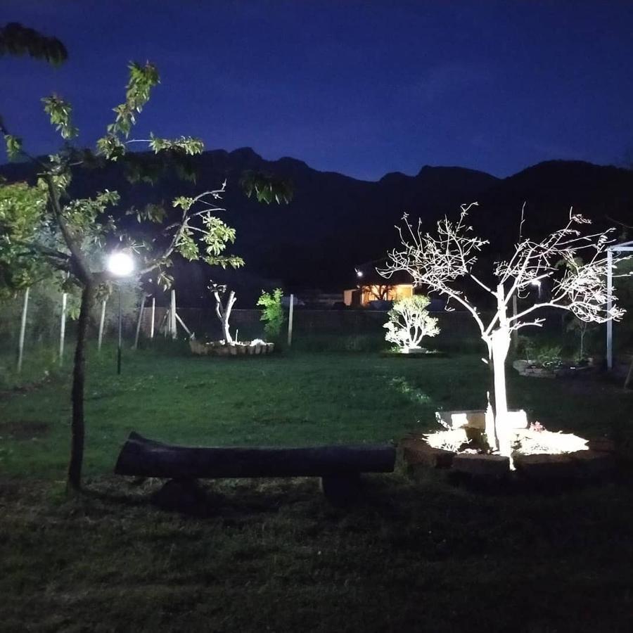 B&B Il Giardino Di Eolo Pietramelara Luaran gambar